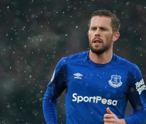 开云在线直播-冰与火的交锋，迪巴拉一剑封喉，冰岛维京战吼击溃波斯铁骑