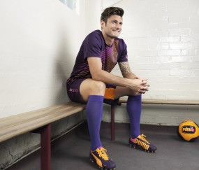 开云体育在线-篮网横扫国王背后，德罗赞如何用过时技艺定义巨星价值