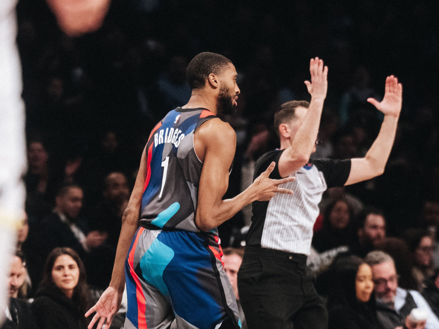 火箭完胜湖人，霍勒迪状态火热