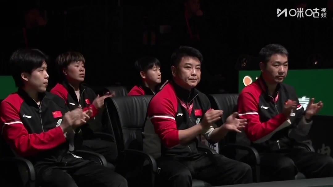 波兰乒乓球队险胜中国乒乓球队，王皓完成帽子戏法