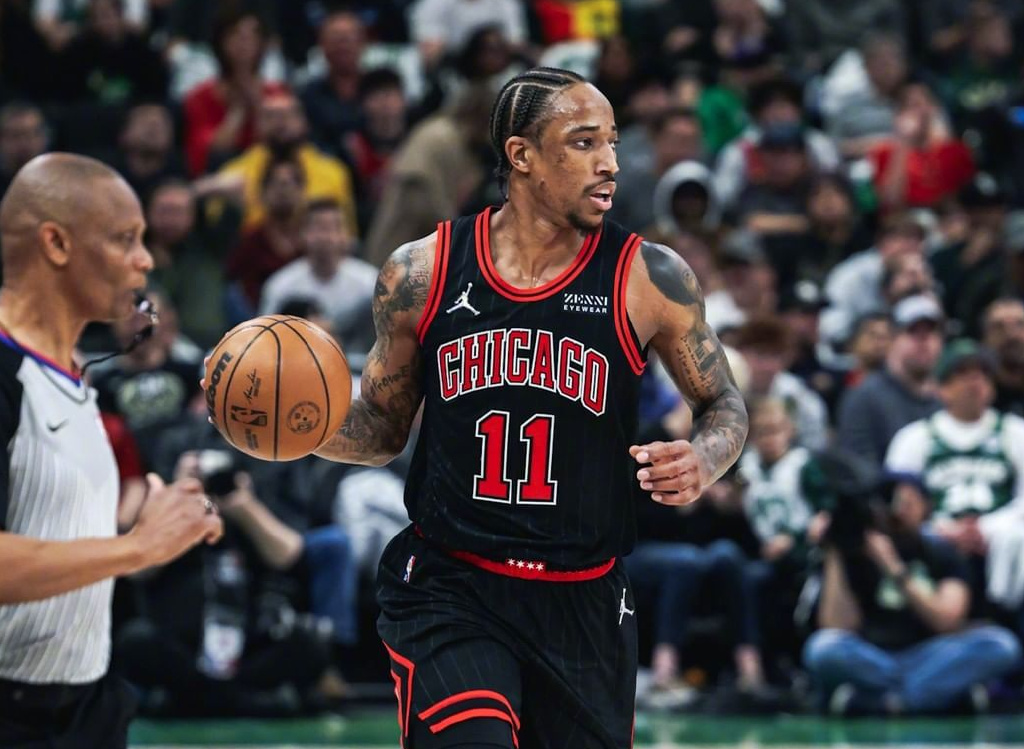 雄鹿险胜公牛,麦科勒姆状态火热 雄鹿险胜公牛,麦科勒姆状态火热