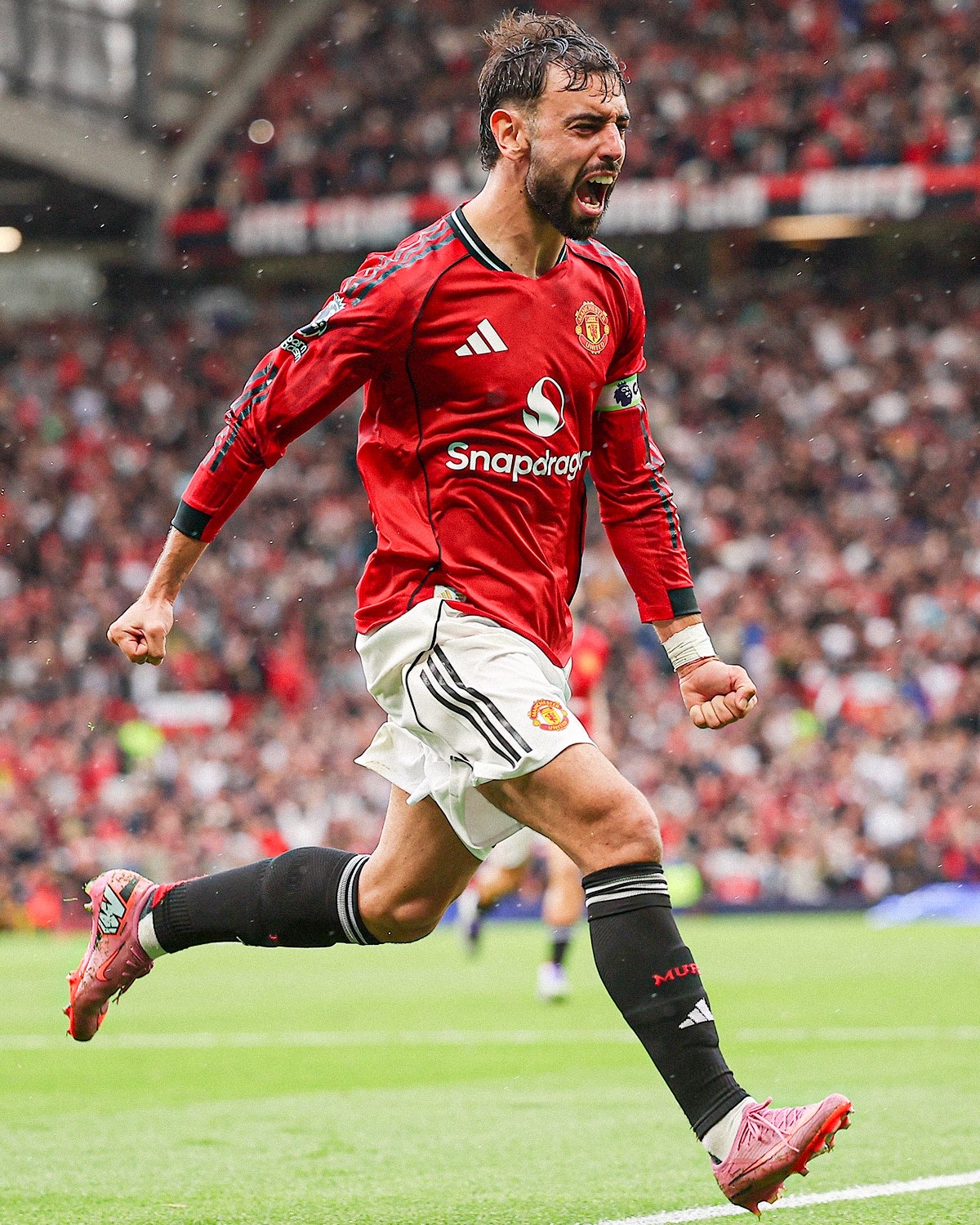 墨西哥轻取曼联，布鲁诺惊艳四座