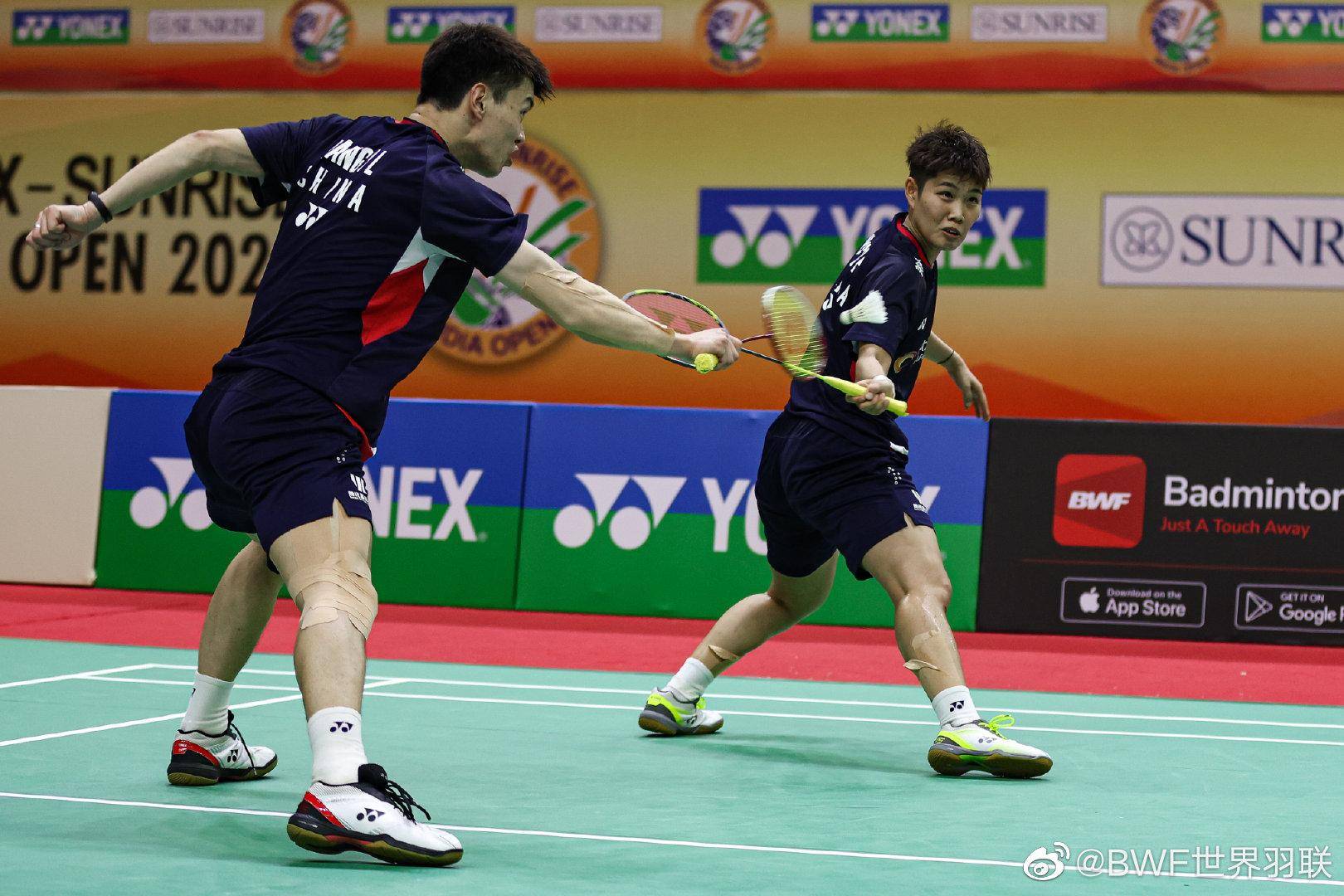 泰国队横扫印度队,黄鸭组合点燃赛场 泰国队横扫印度队,黄鸭组合点燃赛场