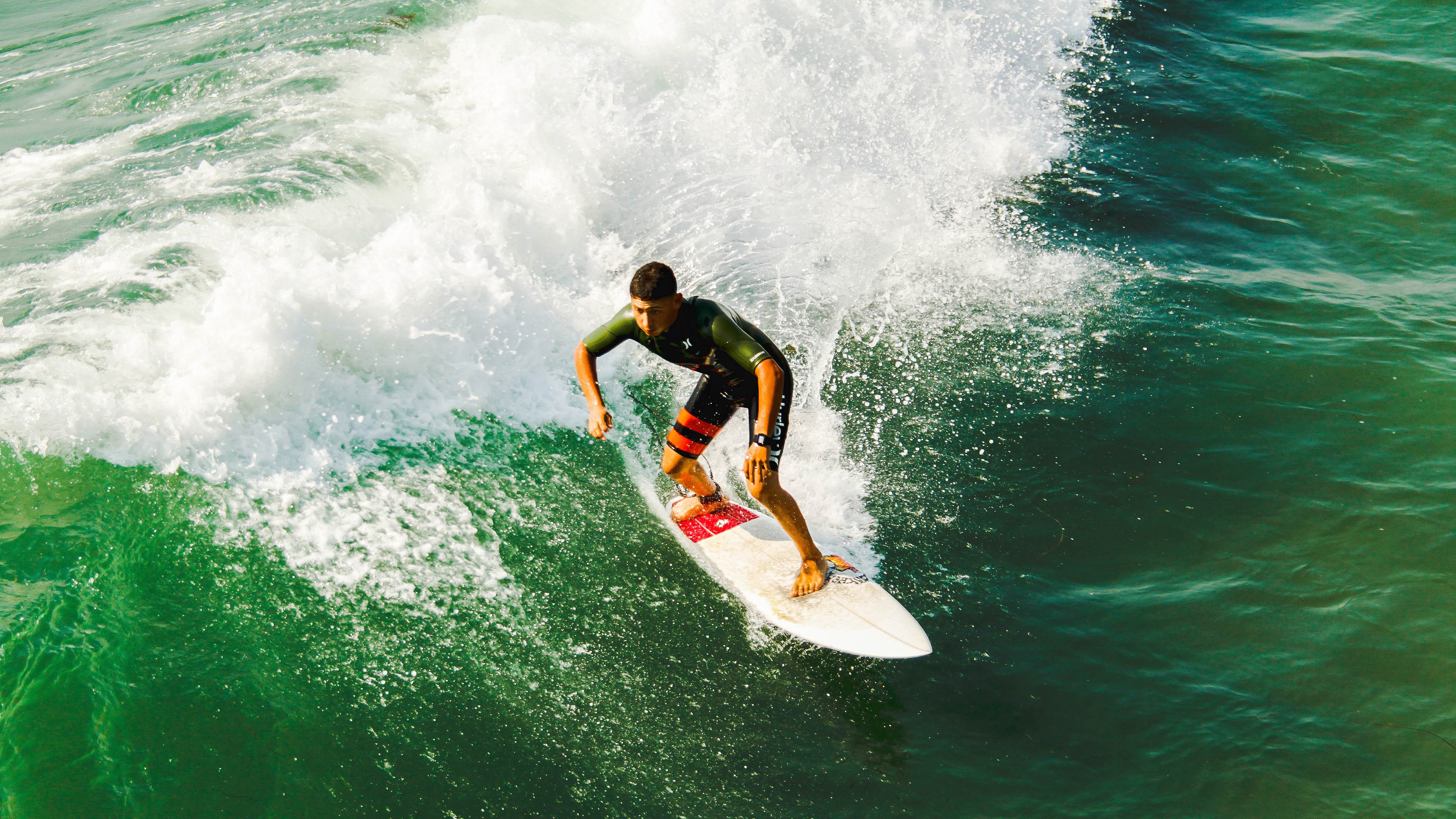 凯恩主宰比赛走向，希腊神话再现，击败奥地利的战术密码