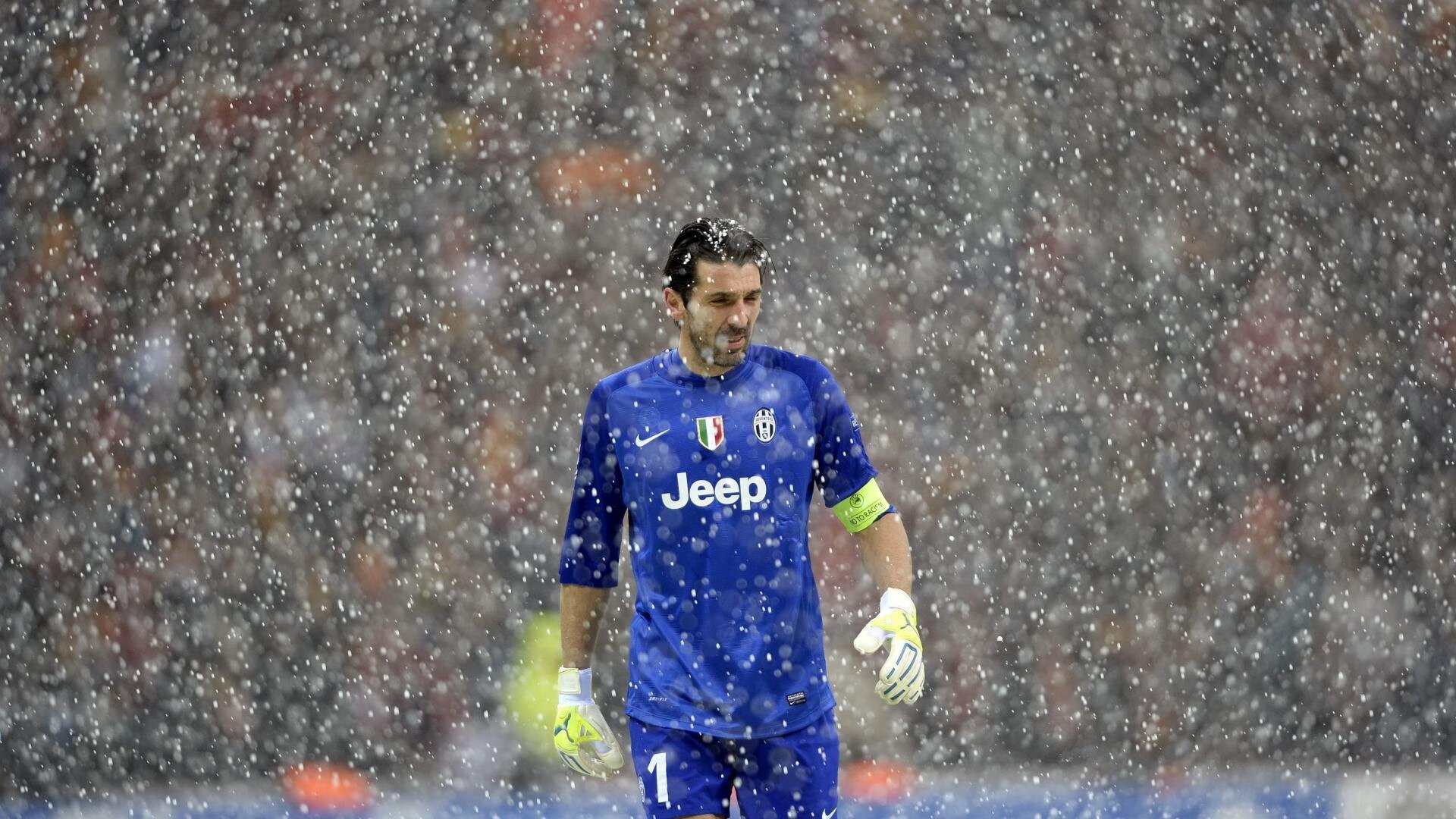 穆勒压力下完成爆发,芬兰火力压制希腊,北欧战术的胜利